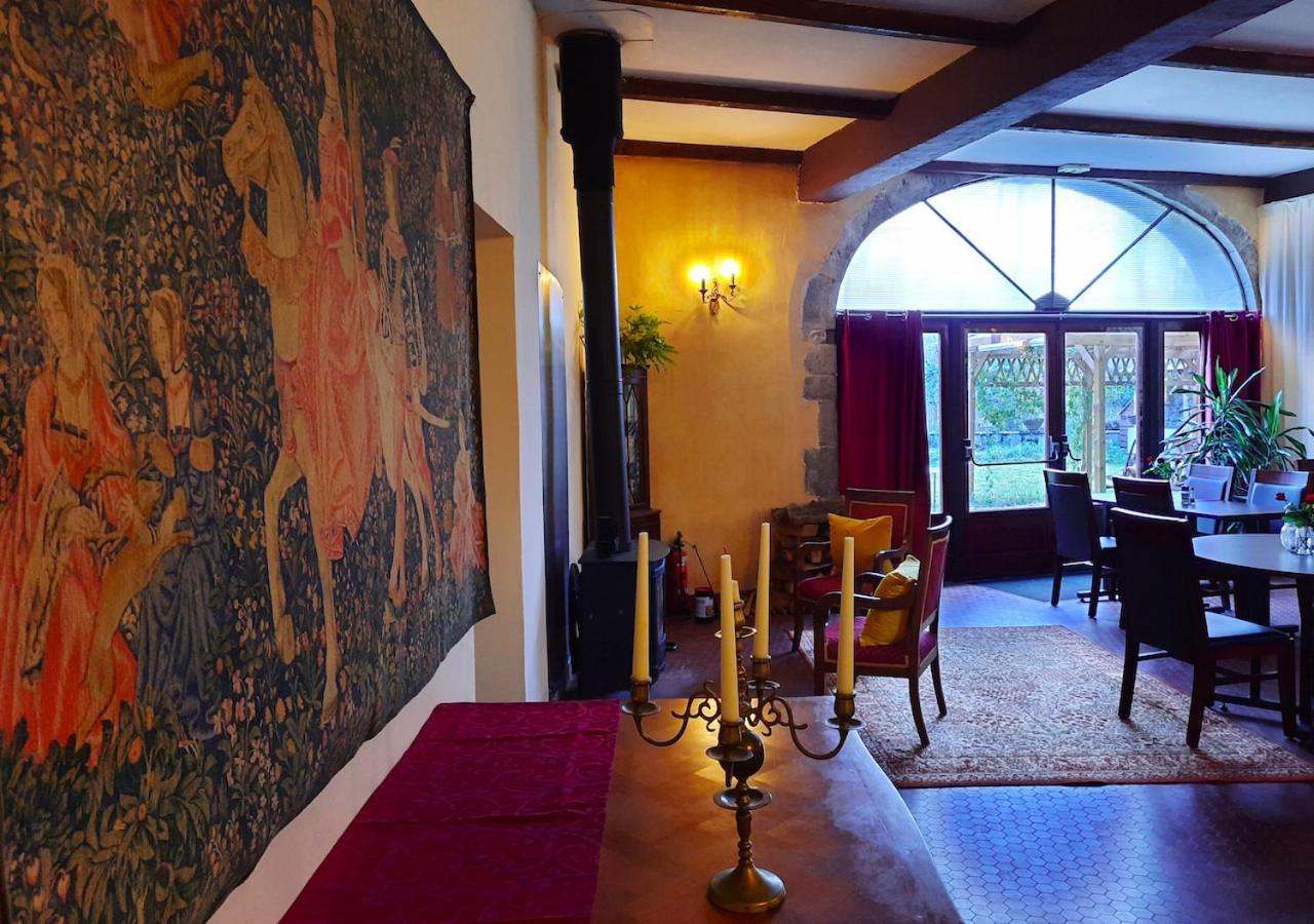 Domaine Lou Castet Bed & Breakfast Tuzaguet Екстериор снимка